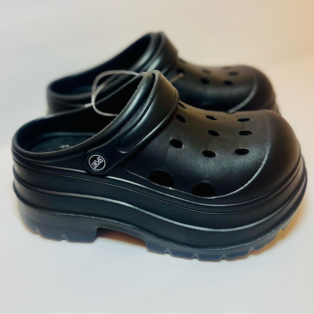 Trendy Black Platform Clogs Size US 8.5-9.5 | EU 40-41 | NWT - Picture 2 of 12